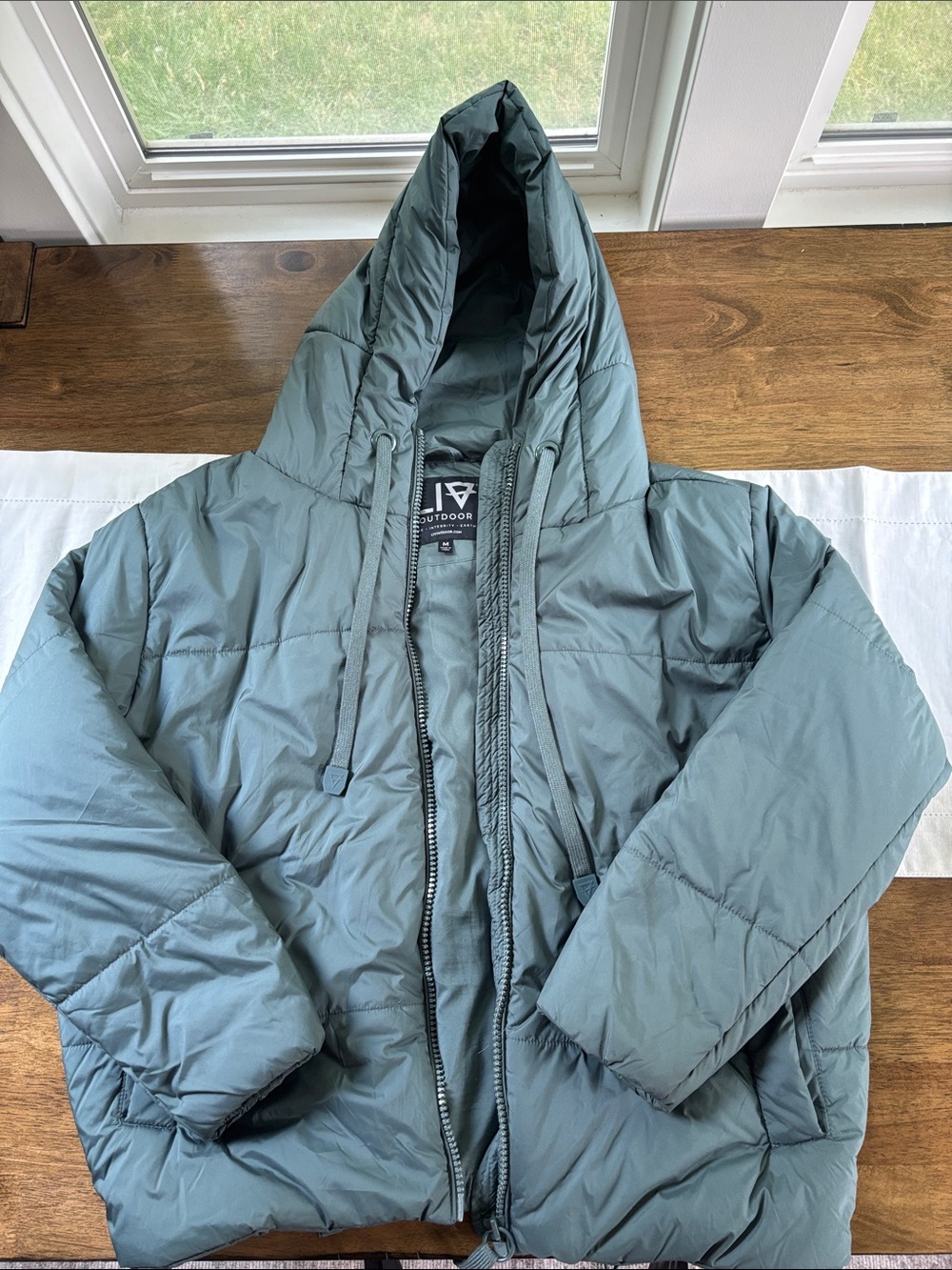 Women’s LIV Outdoor Daphne Super Soft Hooded Puffer Jacket Aqua Gray Size M